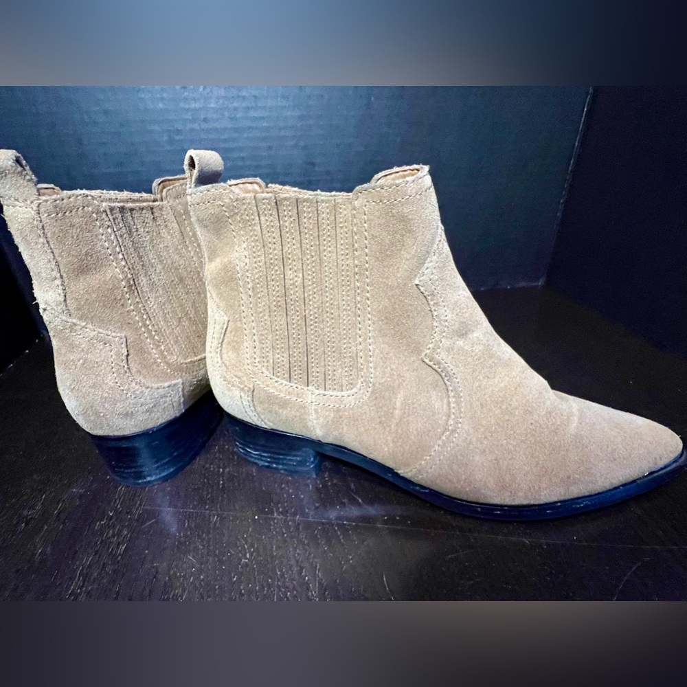 Mark Fisher Women’s tan Suede ankle boots size 6 - Picture 5 of 7